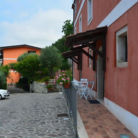 B&B La Casa Rossa Paola Exterior foto